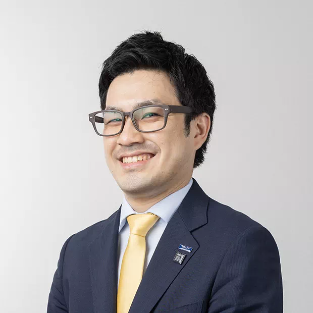 人事部　小泉拓也